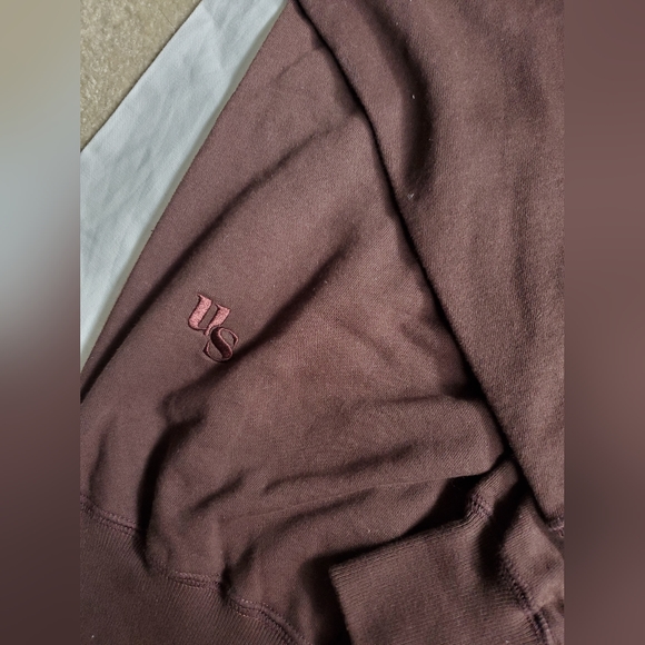 Uncle Studios Sweatshirt and Sweatshort Set (Brown) - Picture 5 of 9